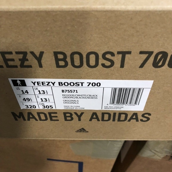 ADIDAS YEEZY BOOST 700 SIZE 14 GREY "WAVE RUNNER" - Picture 2 of 8